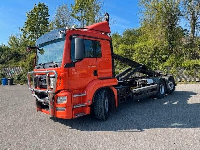 MAN TGS 26.480 6x2-4 BL TGS 26.480 6x2-4 BL, Intarder, Lenk-/Liftachse, Motorabtrieb - 후크 리프트 트럭 : 사진 1 MAN TGS 26.480 6x2-4 BL TGS 26.480 6x2-4 BL, Intarder, Lenk-/Liftachse, Motorabtrieb - 후크 리프트 트럭 : 사진 1