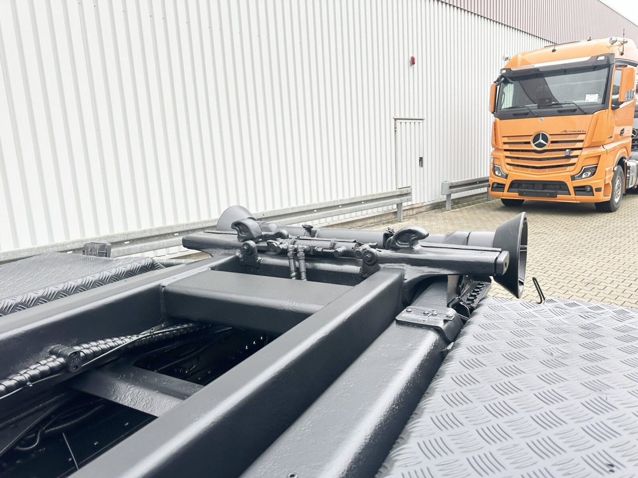 MAN TGS 35.480 8X4 BL TGS 35.400 8x4 BL, Schub-Knick bis 6,5m Container - 후크 리프트 트럭 : 사진 2 MAN TGS 35.480 8X4 BL TGS 35.400 8x4 BL, Schub-Knick bis 6,5m Container - 후크 리프트 트럭 : 사진 2