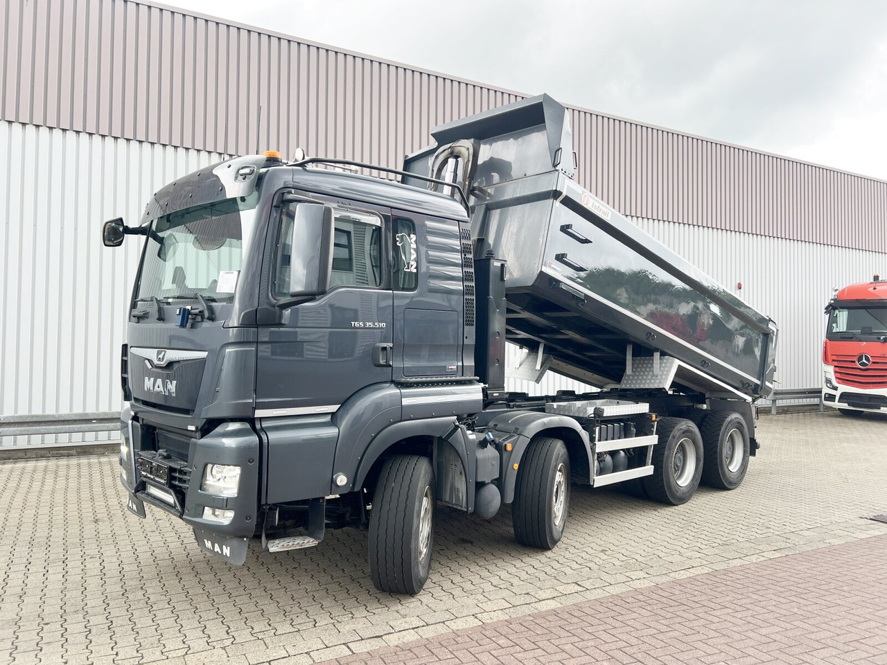 MAN TGS 35.510 8x4 BL TGS 35.510 8x4 BL, Intarder, Stahlmulde ca. 13m³, hydr. Heckklappenöffnung - 덤프 : 사진 1 MAN TGS 35.510 8x4 BL TGS 35.510 8x4 BL, Intarder, Stahlmulde ca. 13m³, hydr. Heckklappenöffnung - 덤프 : 사진 1