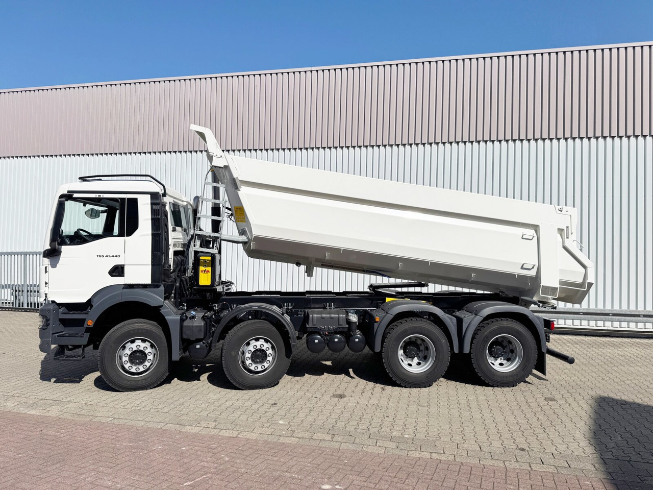 신규 캡 새시 트럭 MAN TGS 41.440/480 8x4 BB TGS 41.440/480 8x4 BB, Standard Mulde ca. 18m³ : 사진 12