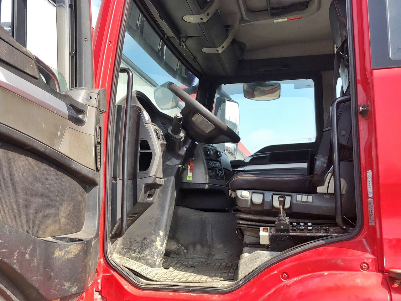 MAN TGS 41.480 8X8 BB TGS 41.480 8X8 BB, Bender Stahlmulde ca. 18m³, hydr. Heckklappe - 캡 새시 트럭 : 사진 2 MAN TGS 41.480 8X8 BB TGS 41.480 8X8 BB, Bender Stahlmulde ca. 18m³, hydr. Heckklappe - 캡 새시 트럭 : 사진 2