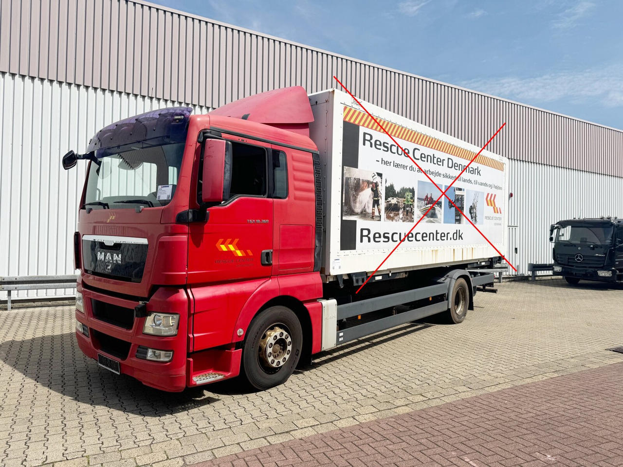 MAN TGX 18.360 4X2 LL TGX 18.360 4X2 LL, Ex-Fahrschule - 트럭 : 사진 1 MAN TGX 18.360 4X2 LL TGX 18.360 4X2 LL, Ex-Fahrschule - 트럭 : 사진 1
