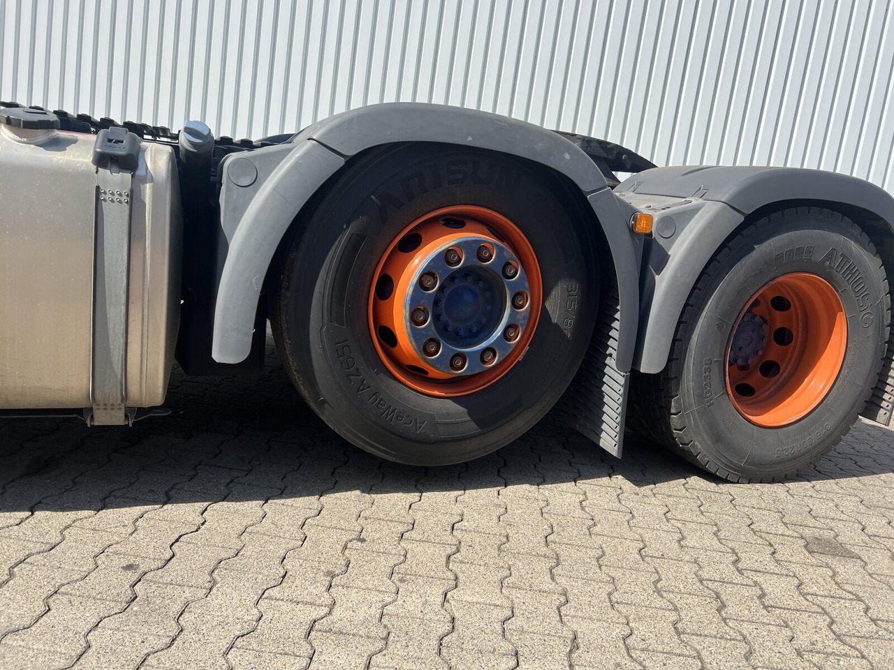 MAN TGX 26.500 6X2/4 BLS TGX 26.500 6X2/4 BLS, Intarder, Vorlauflenk-/lift, Standklima, XXL-Fahrerhaus - 트랙터 유닛 : 사진 3 MAN TGX 26.500 6X2/4 BLS TGX 26.500 6X2/4 BLS, Intarder, Vorlauflenk-/lift, Standklima, XXL-Fahrerhaus - 트랙터 유닛 : 사진 3