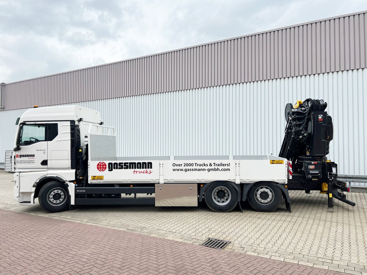 MAN TGX 26.510 6x2-4 LL CH TGX 26.510 6x2-4 LL, Kran Hiab X-HiPro 548 E-8, Lenk-/Liftachse, TwistLock 20Fuß, Funk, Retarder - 크레인 트럭, 드롭사이드/ 플랫베드 트럭 : 사진 2 MAN TGX 26.510 6x2-4 LL CH TGX 26.510 6x2-4 LL, Kran Hiab X-HiPro 548 E-8, Lenk-/Liftachse, TwistLock 20Fuß, Funk, Retarder - 크레인 트럭, 드롭사이드/ 플랫베드 트럭 : 사진 2