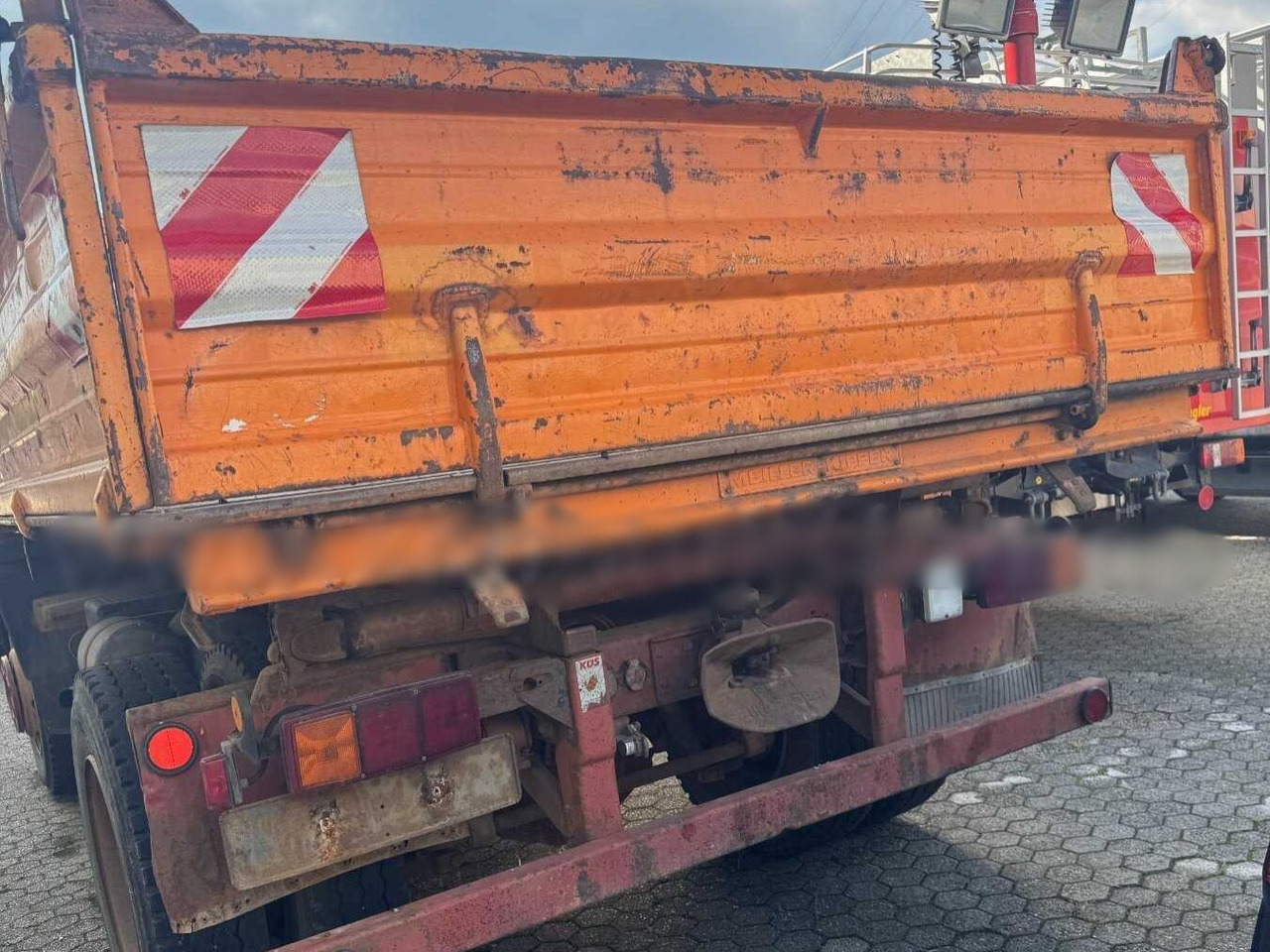 Mercedes-Benz 1314 K 4x2 1314 K 4x2, 6-Zylinder Motor - 덤프트럭 : 사진 3 Mercedes-Benz 1314 K 4x2 1314 K 4x2, 6-Zylinder Motor - 덤프트럭 : 사진 3