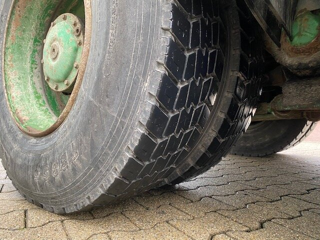 Mercedes-Benz 2635 6x4 2635 6x4, V8-Motor - 캡 새시 트럭 : 사진 2 Mercedes-Benz 2635 6x4 2635 6x4, V8-Motor - 캡 새시 트럭 : 사진 2