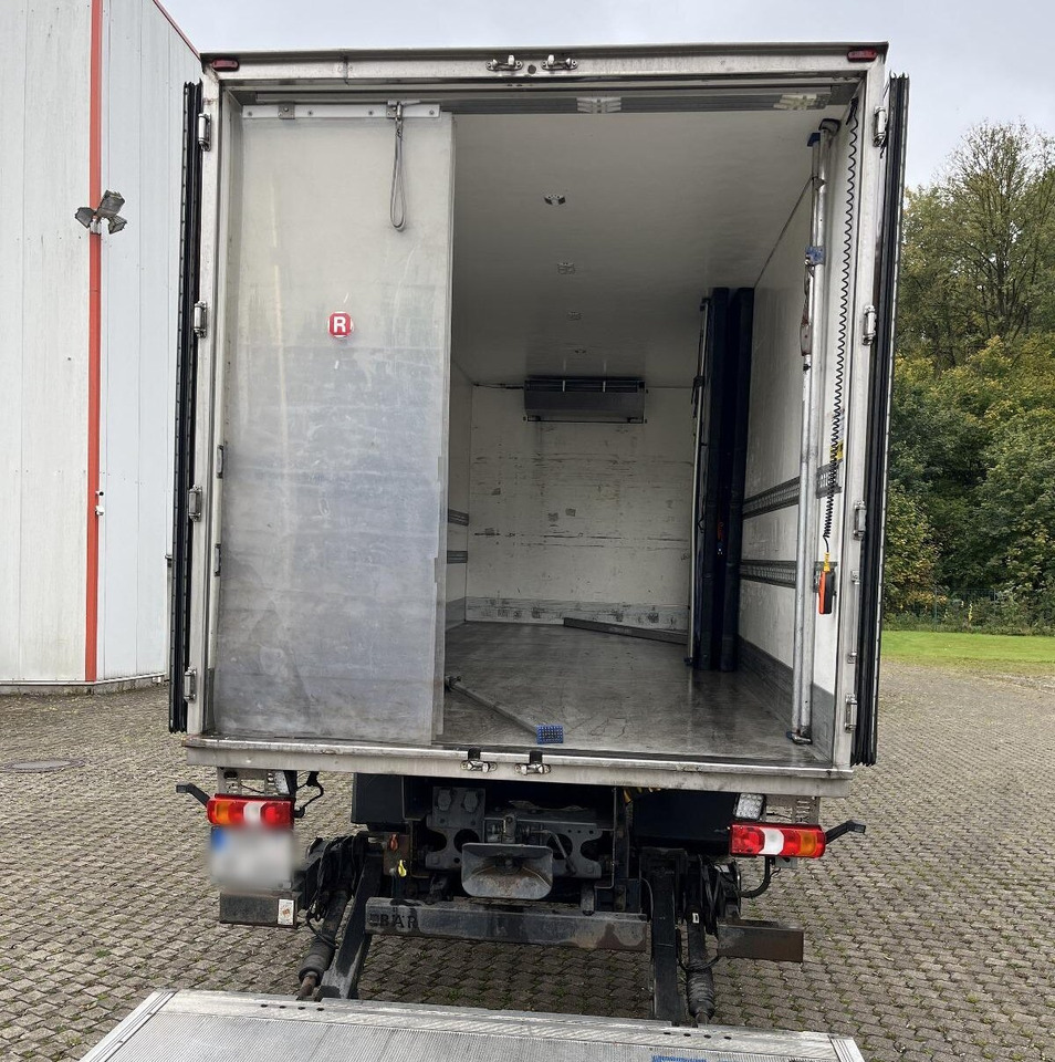 Mercedes-Benz Actros 1832 L 4x2 Actros 1832 L 4x2, Kühlkoffer, 2x Trennwand, Carrier, LBW BÄR - 트럭 : 사진 4 Mercedes-Benz Actros 1832 L 4x2 Actros 1832 L 4x2, Kühlkoffer, 2x Trennwand, Carrier, LBW BÄR - 트럭 : 사진 4