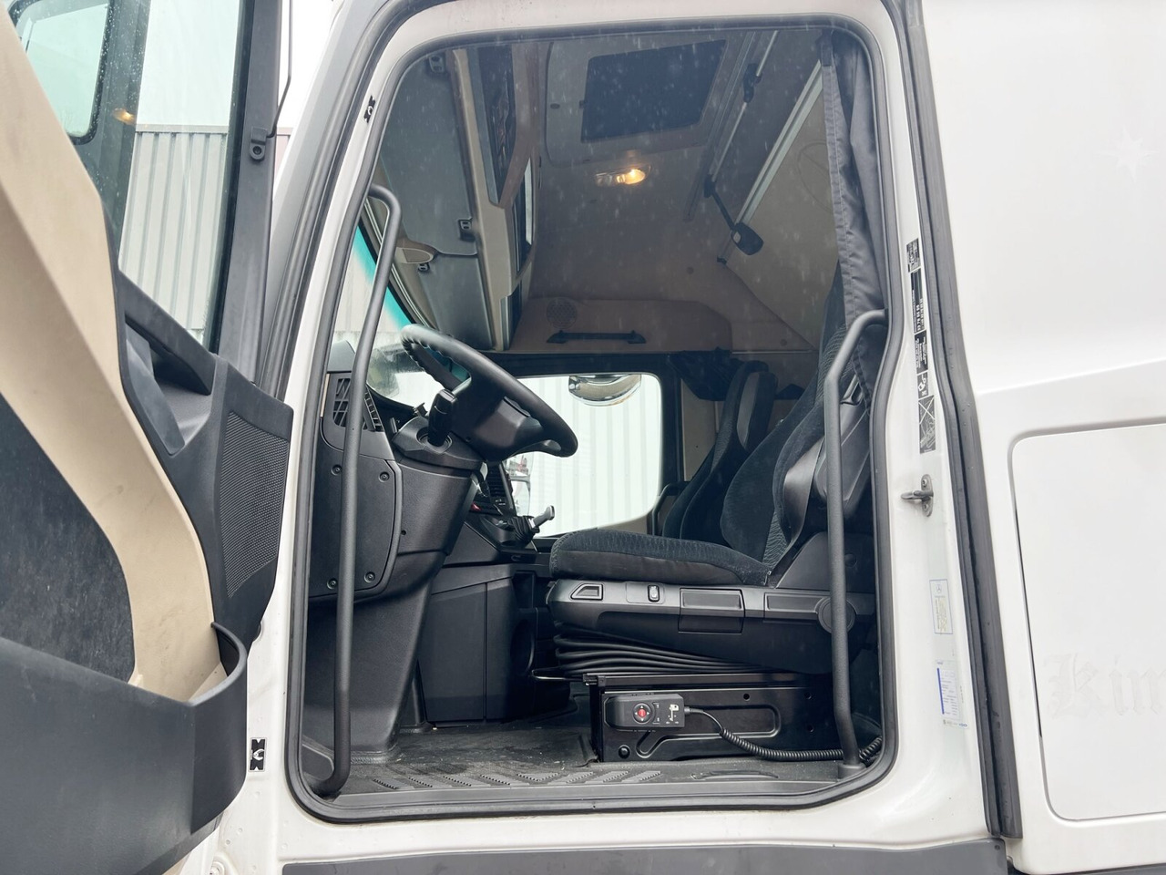 Mercedes-Benz Actros 1842 LS 4x2 Actros 1842 LS 4x2, 6x VORHANDEN - 트랙터 유닛 : 사진 3 Mercedes-Benz Actros 1842 LS 4x2 Actros 1842 LS 4x2, 6x VORHANDEN - 트랙터 유닛 : 사진 3