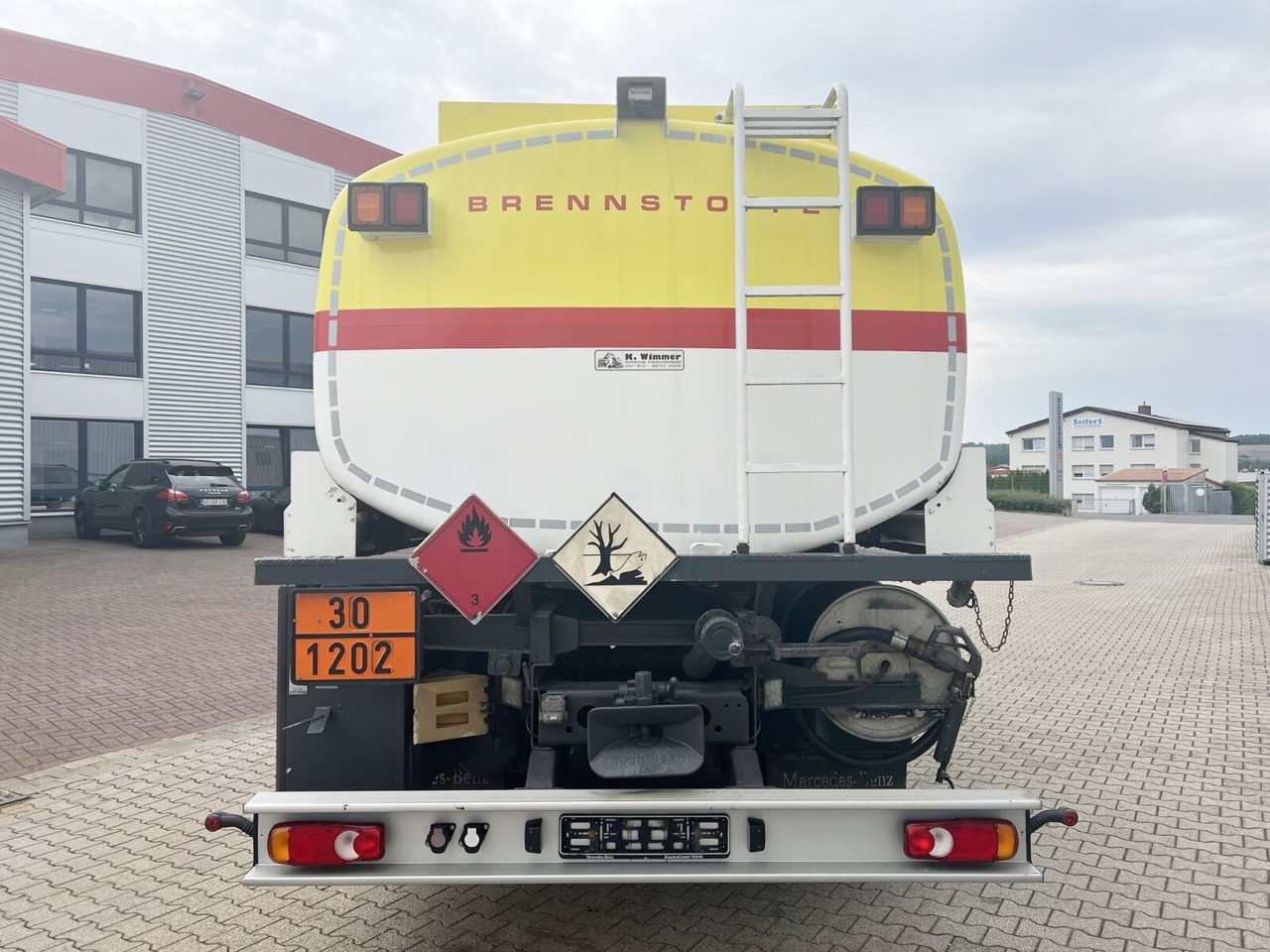 유조트럭 Mercedes-Benz Actros 1844 L 4x2 Actros 1844 L 4x2, Tank 14.250l : 사진 12