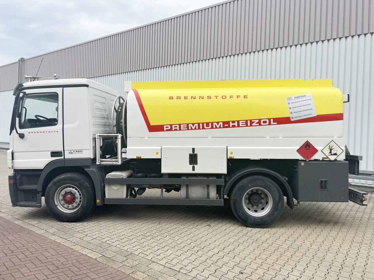 유조트럭 Mercedes-Benz Actros 1844 L 4x2 Actros 1844 L 4x2, Tank 14.250l : 사진 14