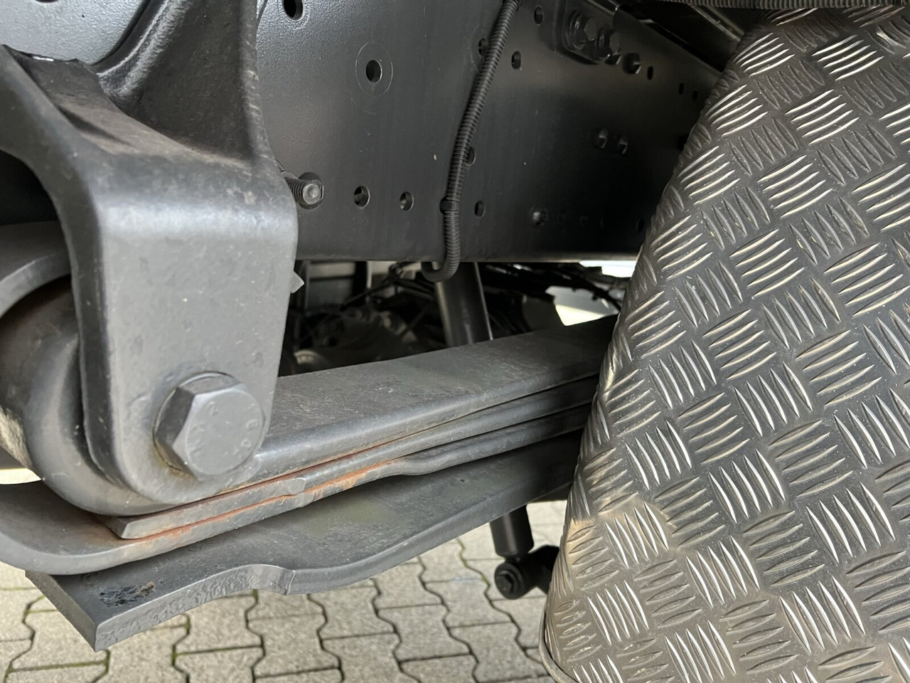 신규 캡 새시 트럭 Mercedes-Benz Actros 2141 K 4x2 Actros 2141 K 4x2 : 사진 11