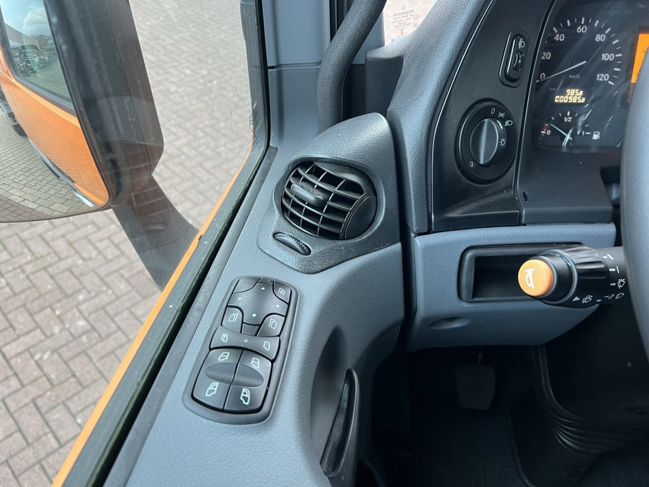 신규 캡 새시 트럭 Mercedes-Benz Actros 2141 K 4x2 Actros 2141 K 4x2 : 사진 6