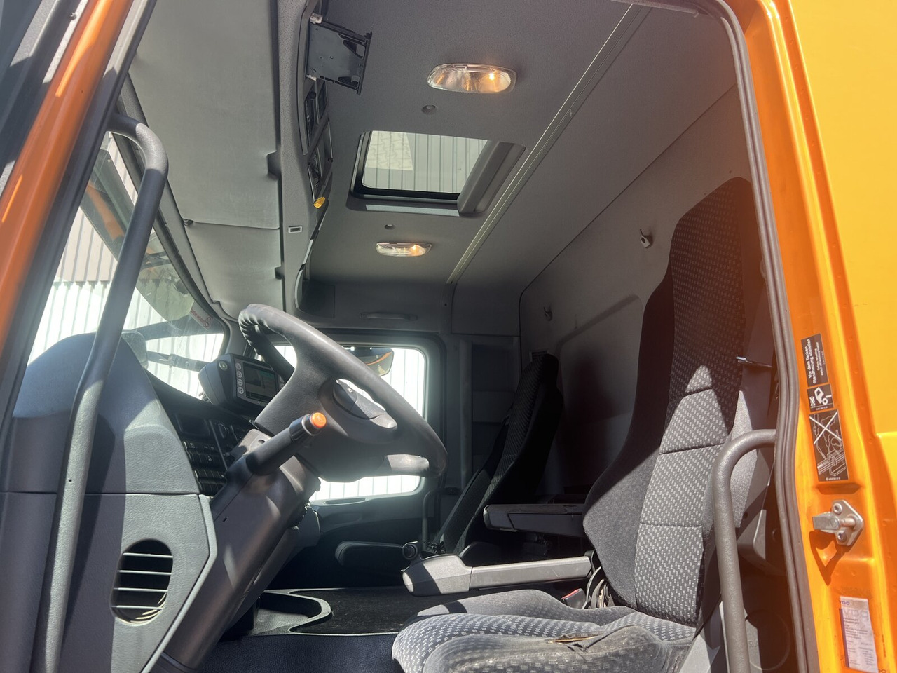 Mercedes-Benz Actros 2641/48 L 6x4 Actros 2641/48 L 6x4, Seilabroller, Haller Lotos, Zöller Schüttung - 쓰레기차 : 사진 5 Mercedes-Benz Actros 2641/48 L 6x4 Actros 2641/48 L 6x4, Seilabroller, Haller Lotos, Zöller Schüttung - 쓰레기차 : 사진 5