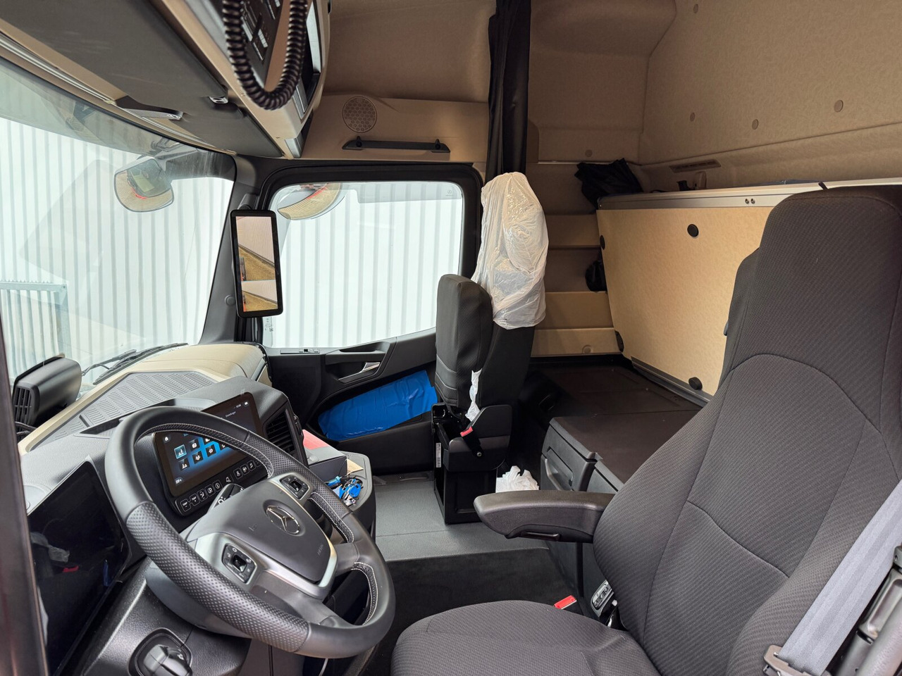 Mercedes-Benz Actros 2648 LS 6x2 Actros 2648 LS 6x2, Retarder, Liftachse, MirrorCam, StreamSpace, Navi, LED - 트랙터 유닛 : 사진 3 Mercedes-Benz Actros 2648 LS 6x2 Actros 2648 LS 6x2, Retarder, Liftachse, MirrorCam, StreamSpace, Navi, LED - 트랙터 유닛 : 사진 3