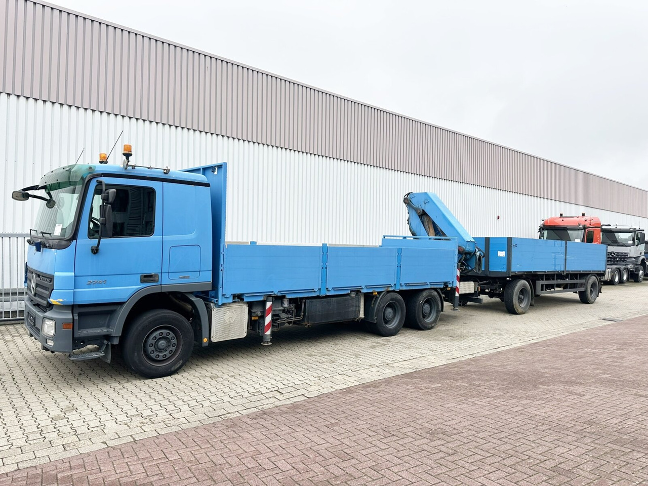 Mercedes-Benz Actros 2741 L 6x4 Actros 2741 L 6x4, Twist-Lock ausz. auf 3m, Heckkran Palfinger PK 42502-D, Funk - 드롭사이드/ 플랫베드 트럭, 크레인 트럭 : 사진 5 Mercedes-Benz Actros 2741 L 6x4 Actros 2741 L 6x4, Twist-Lock ausz. auf 3m, Heckkran Palfinger PK 42502-D, Funk - 드롭사이드/ 플랫베드 트럭, 크레인 트럭 : 사진 5