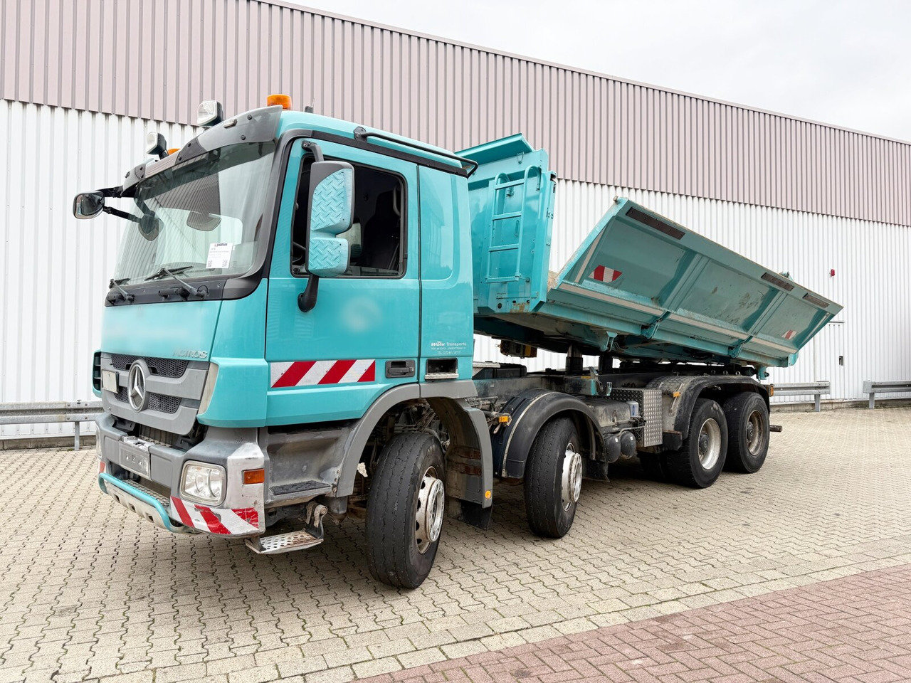 Mercedes-Benz Actros 3241 K 8x4/4 Actros 3241 K 8x4/4, Bordmatik - 덤프트럭 : 사진 1 Mercedes-Benz Actros 3241 K 8x4/4 Actros 3241 K 8x4/4, Bordmatik - 덤프트럭 : 사진 1