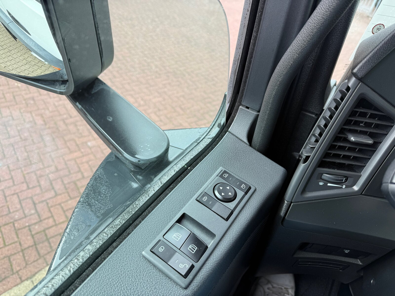 Mercedes-Benz Arocs 1827/30 A 4x4 Arocs 1827/30 A 4x4, Ex-! - 드롭사이드/ 플랫베드 트럭 : 사진 5 Mercedes-Benz Arocs 1827/30 A 4x4 Arocs 1827/30 A 4x4, Ex-! - 드롭사이드/ 플랫베드 트럭 : 사진 5