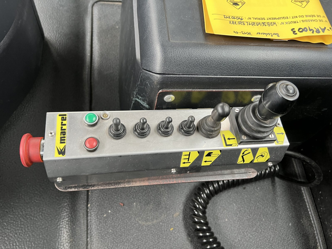 Mercedes-Benz Arocs 2552 L 6x2 Arocs 2552 L 6x2, Lenk-/Liftachse - 후크 리프트 트럭 : 사진 5 Mercedes-Benz Arocs 2552 L 6x2 Arocs 2552 L 6x2, Lenk-/Liftachse - 후크 리프트 트럭 : 사진 5