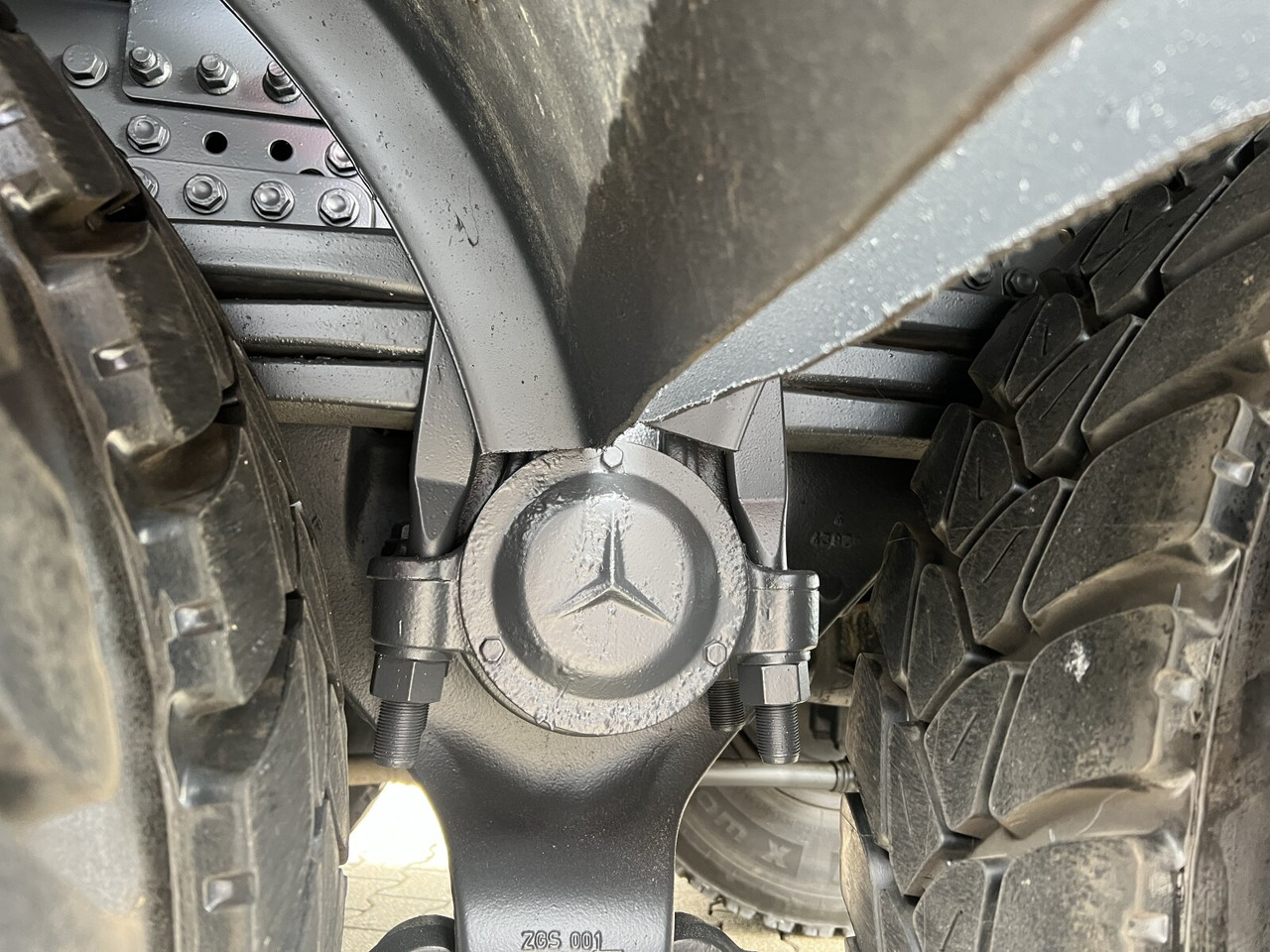 Mercedes-Benz Arocs 3243 K 8x4 Arocs 3243 K 8x4, Ressenig Thermo Alukipper 3-S - 덤프트럭 : 사진 4 Mercedes-Benz Arocs 3243 K 8x4 Arocs 3243 K 8x4, Ressenig Thermo Alukipper 3-S - 덤프트럭 : 사진 4