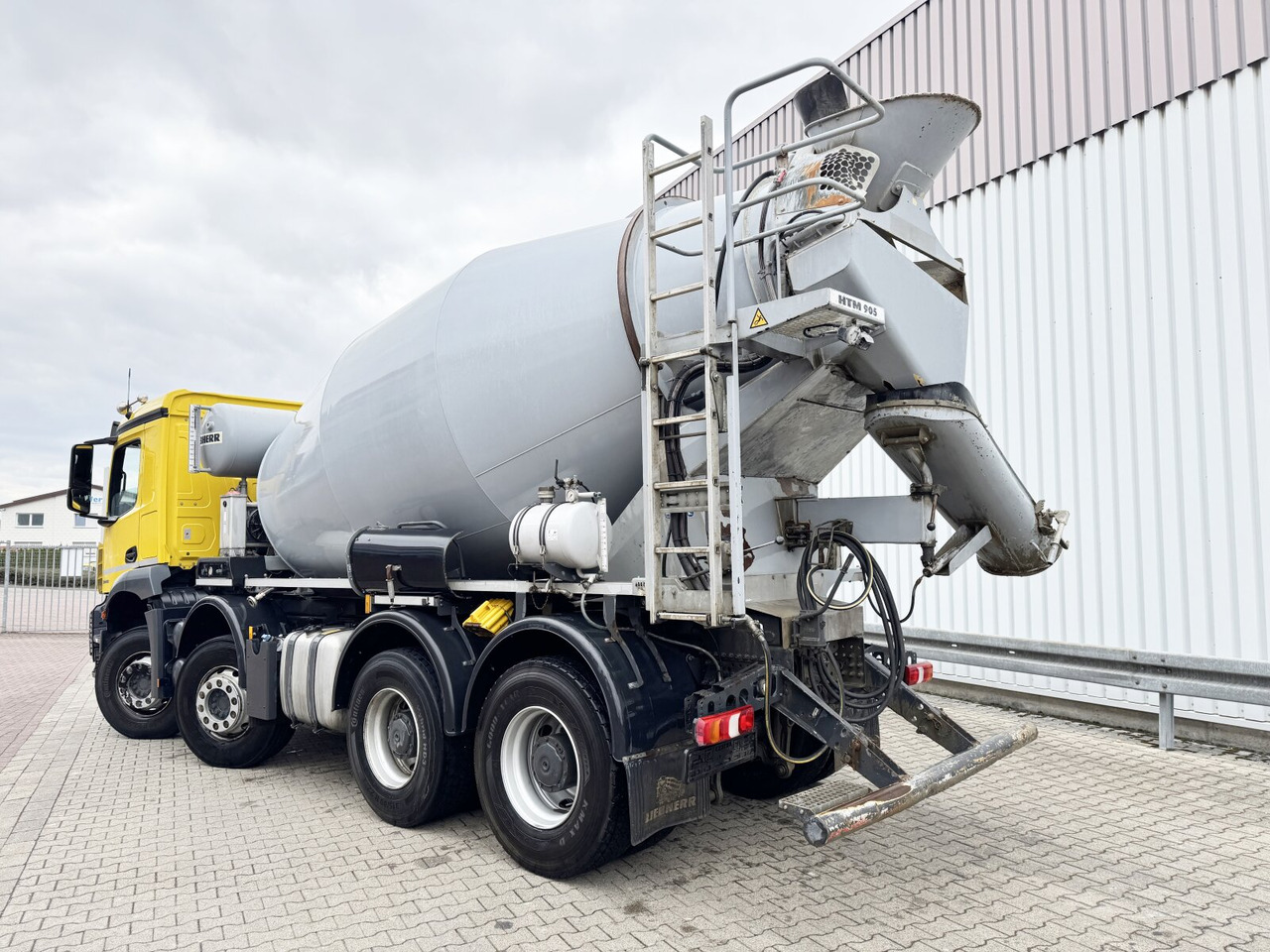 Mercedes-Benz Arocs 3246 B 8x4/4 Arocs 3246 B 8x4/4, Liebherr HTM 905 Mischer, 9m³, Multimedia Cockpit, Navi - 콘크리트 믹서 트럭 : 사진 2 Mercedes-Benz Arocs 3246 B 8x4/4 Arocs 3246 B 8x4/4, Liebherr HTM 905 Mischer, 9m³, Multimedia Cockpit, Navi - 콘크리트 믹서 트럭 : 사진 2