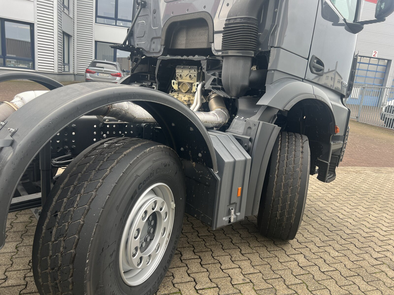 Mercedes-Benz Arocs 3251 L 8x4/4 Arocs 3251 L 8x4/4, mit Motorabtrieb C plus NA - 캡 새시 트럭 : 사진 5 Mercedes-Benz Arocs 3251 L 8x4/4 Arocs 3251 L 8x4/4, mit Motorabtrieb C plus NA - 캡 새시 트럭 : 사진 5