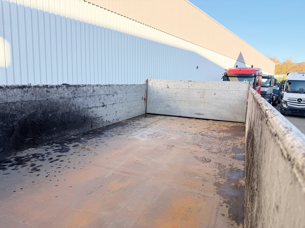 Mercedes-Benz Arocs 3351 AK 6x6 Arocs 3351 AK 6x6, Retarder, Grounder, Motorabtrieb, pneum. Heckklappenöffnung - 덤프트럭 : 사진 3 Mercedes-Benz Arocs 3351 AK 6x6 Arocs 3351 AK 6x6, Retarder, Grounder, Motorabtrieb, pneum. Heckklappenöffnung - 덤프트럭 : 사진 3