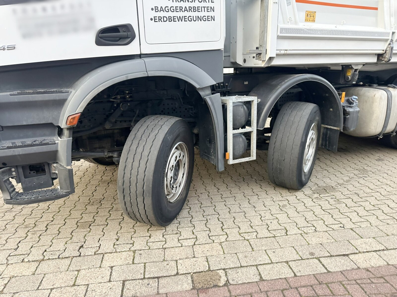 Mercedes-Benz Arocs 3445 K 8x4/4 Arocs 3445 K 8x4/4, Meiller Bordmatik links - 덤프트럭 : 사진 3 Mercedes-Benz Arocs 3445 K 8x4/4 Arocs 3445 K 8x4/4, Meiller Bordmatik links - 덤프트럭 : 사진 3