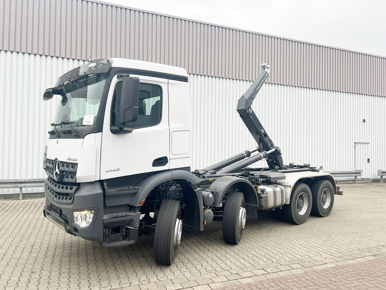 Mercedes-Benz Arocs 4142/48 8x4/4 Arocs 4142/48 8x4/4, Grounder, Meiller RS26 62-K, Funk, Motorabtrieb - 후크 리프트 트럭 : 사진 1 Mercedes-Benz Arocs 4142/48 8x4/4 Arocs 4142/48 8x4/4, Grounder, Meiller RS26 62-K, Funk, Motorabtrieb - 후크 리프트 트럭 : 사진 1