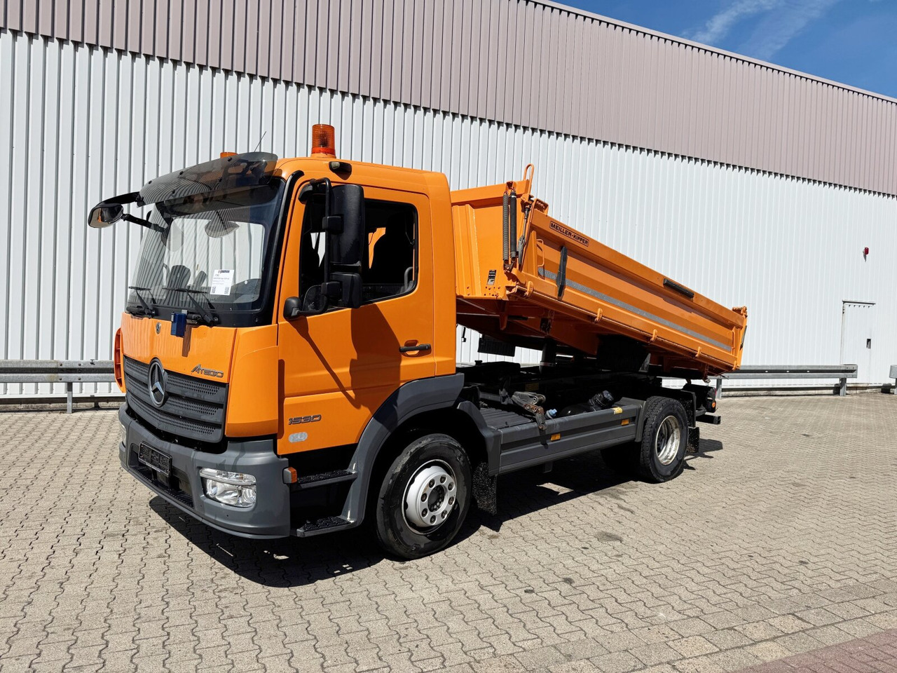 Mercedes-Benz Atego 1530 K 4x2 Atego 1530 K 4x2, Meiller 3-Seiten, 2x AHK - 덤프트럭 : 사진 1 Mercedes-Benz Atego 1530 K 4x2 Atego 1530 K 4x2, Meiller 3-Seiten, 2x AHK - 덤프트럭 : 사진 1