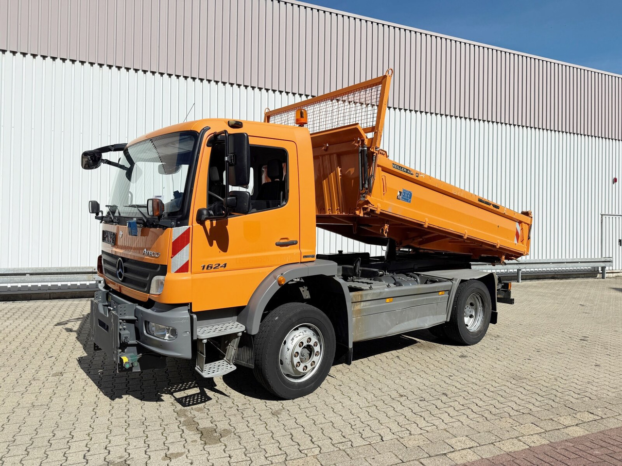 Mercedes-Benz Atego 1624 AK 4x4 Atego 1624 AK 4x4, Winterdienstausstattung - 덤프트럭 : 사진 1 Mercedes-Benz Atego 1624 AK 4x4 Atego 1624 AK 4x4, Winterdienstausstattung - 덤프트럭 : 사진 1