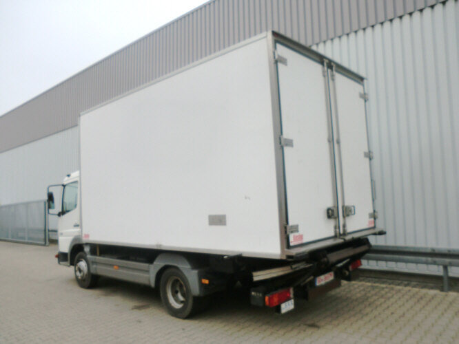 리스 Mercedes-Benz Atego 815 4x2 Mercedes-Benz Atego 815 4x2 : 사진 12