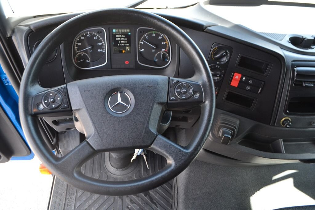 Mercedes-Benz Atego 816 4x2 Atego 816 4x2, City-Abroller - 후크 리프트 트럭 : 사진 2 Mercedes-Benz Atego 816 4x2 Atego 816 4x2, City-Abroller - 후크 리프트 트럭 : 사진 2