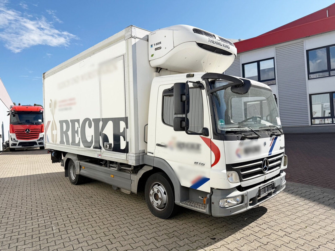 트럭 Mercedes-Benz Atego 816 L 4x2 Atego 816 L 4x2, Kühlkoffer, ThermoKing, Trennwand, LBW MBB : 사진 9