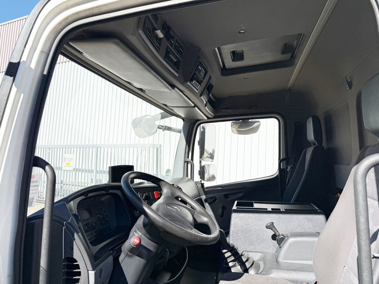 트럭 Mercedes-Benz Atego 816 L 4x2 Atego 816 L 4x2, Kühlkoffer, ThermoKing, Trennwand, LBW MBB : 사진 7