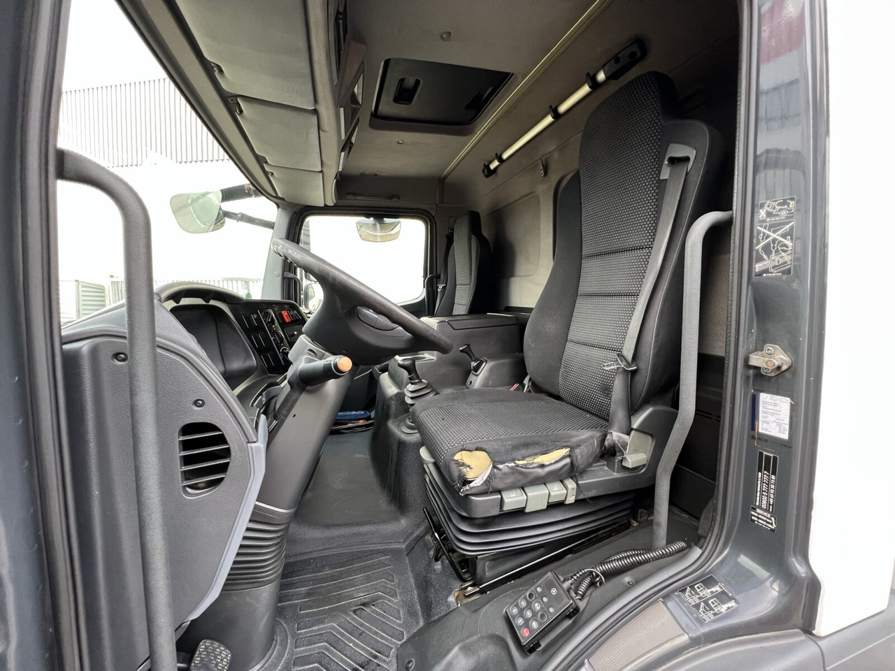 Mercedes-Benz Atego 816 L 4x2 Atego 816 L 4x2 mit LBW, 4x Vorhanden! - 박스 트럭 : 사진 4 Mercedes-Benz Atego 816 L 4x2 Atego 816 L 4x2 mit LBW, 4x Vorhanden! - 박스 트럭 : 사진 4
