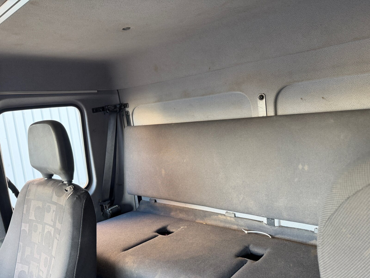 Mercedes-Benz Axor 1829 L 4x2 Axor 1829 L 4x2, 6-Sitzer - 드롭사이드/ 플랫베드 트럭 : 사진 5 Mercedes-Benz Axor 1829 L 4x2 Axor 1829 L 4x2, 6-Sitzer - 드롭사이드/ 플랫베드 트럭 : 사진 5