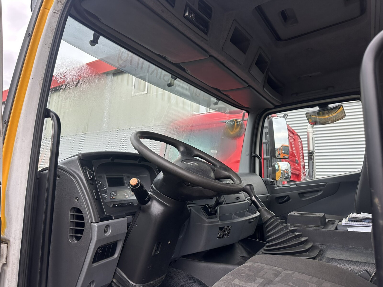 Mercedes-Benz Axor 2629 K 6x4 Axor 2629 K 6x4, PTO, Steel, Manual, 6-Zylinder - 캡 새시 트럭 : 사진 4 Mercedes-Benz Axor 2629 K 6x4 Axor 2629 K 6x4, PTO, Steel, Manual, 6-Zylinder - 캡 새시 트럭 : 사진 4