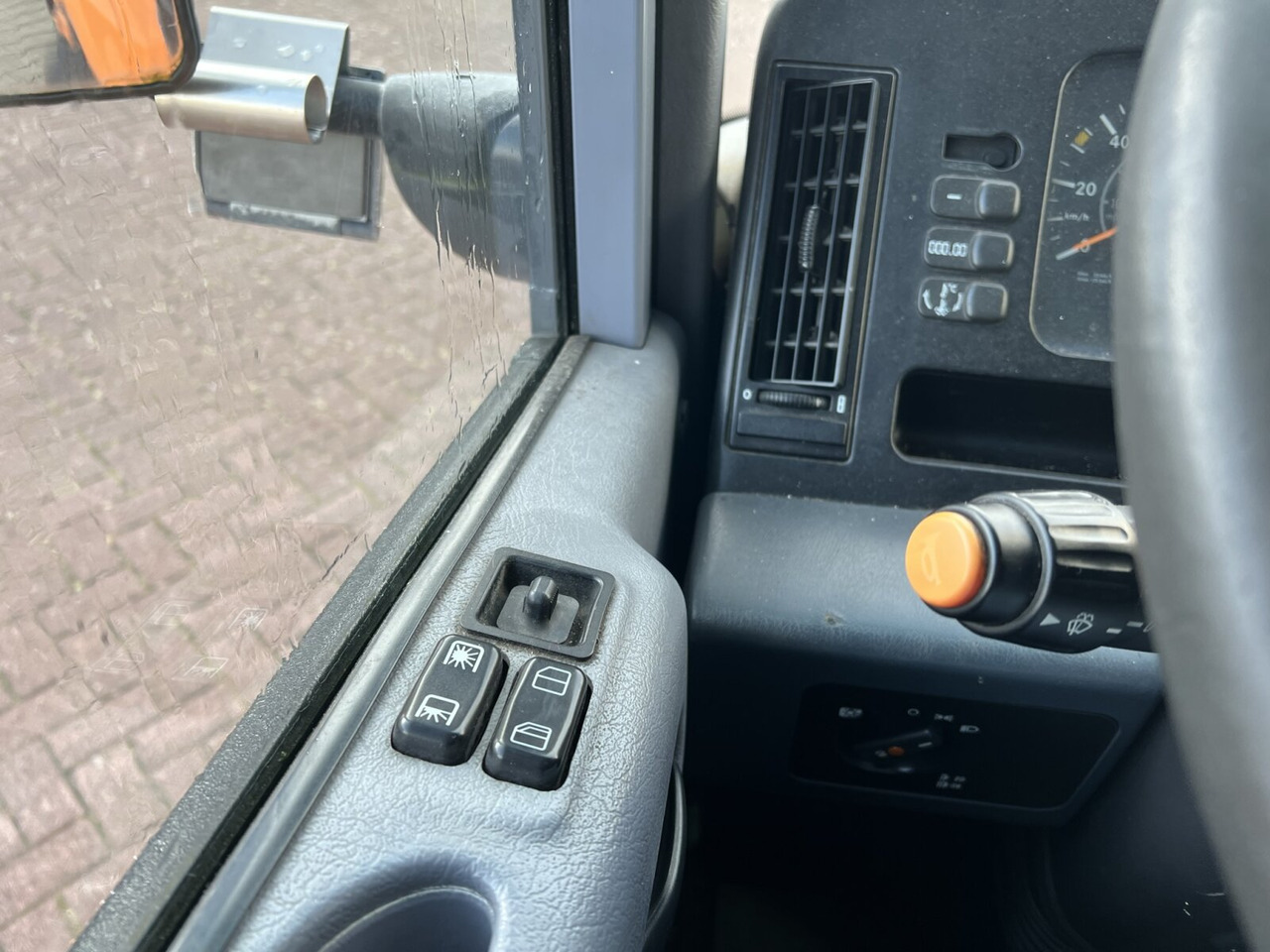 쓰레기차 운반 물 쓰레기 Mercedes-Benz Econic 2633 L 6x2/4 NLA Econic 2633 L 6x2/4 NLA, Lenkachse, Zöller Medium XL, Zöller-Schüttung : 사진 6