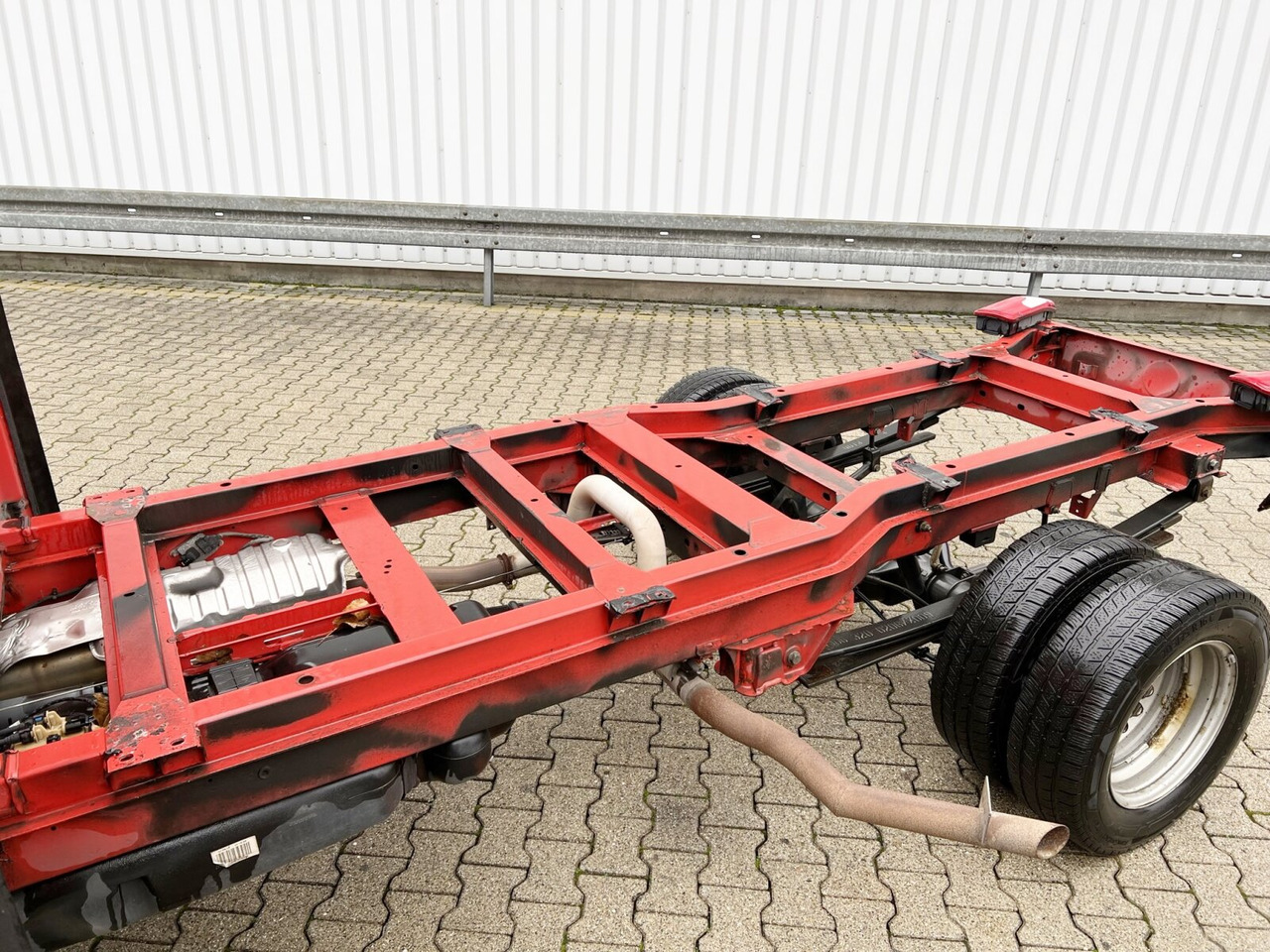 Mercedes-Benz Sprinter 516 CDI 4x2 Sprinter 516 CDI 4x2, Bi-Xenon - 캡 새시 트럭, 밴 : 사진 2 Mercedes-Benz Sprinter 516 CDI 4x2 Sprinter 516 CDI 4x2, Bi-Xenon - 캡 새시 트럭, 밴 : 사진 2