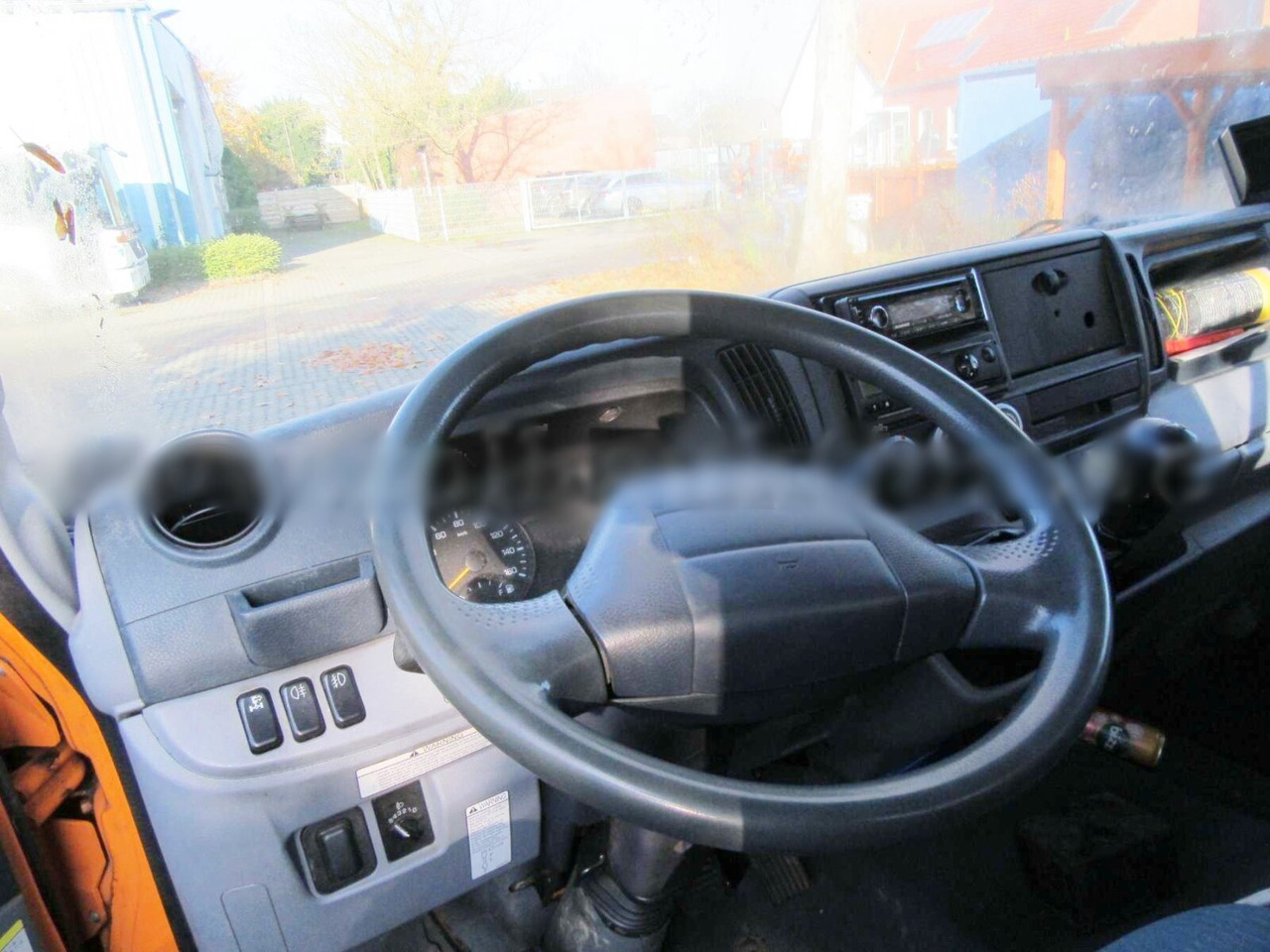 Mitsubishi Canter Fuso 6C18 4x4 Canter Fuso 6C18 4x4, Winterdienstausstattung, City-Abroller - 후크 리프트 트럭 : 사진 3 Mitsubishi Canter Fuso 6C18 4x4 Canter Fuso 6C18 4x4, Winterdienstausstattung, City-Abroller - 후크 리프트 트럭 : 사진 3