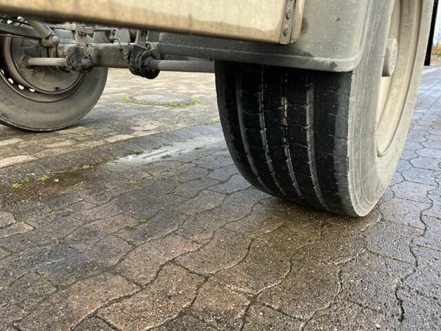 RA 18 RA 18 Abrollanhänger - 롤오프/ 스킵 트레일러 : 사진 2 RA 18 RA 18 Abrollanhänger - 롤오프/ 스킵 트레일러 : 사진 2