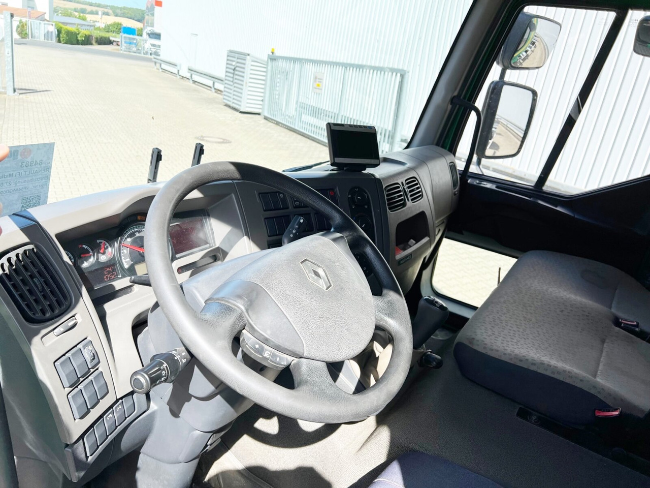 Renault Midlum 220.12 4x2 Midlum 220.12 4x2, BDF verschiedene Größen - 캡 새시 트럭 : 사진 2 Renault Midlum 220.12 4x2 Midlum 220.12 4x2, BDF verschiedene Größen - 캡 새시 트럭 : 사진 2