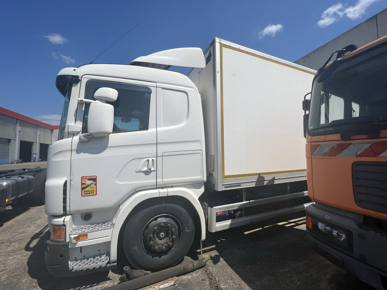 Scania G420 6x2, ERSATZTEILSPENDER! G420 6x2, Liftachse, Hiab LBW, Motor defekt! - 박스 트럭 : 사진 2 Scania G420 6x2, ERSATZTEILSPENDER! G420 6x2, Liftachse, Hiab LBW, Motor defekt! - 박스 트럭 : 사진 2