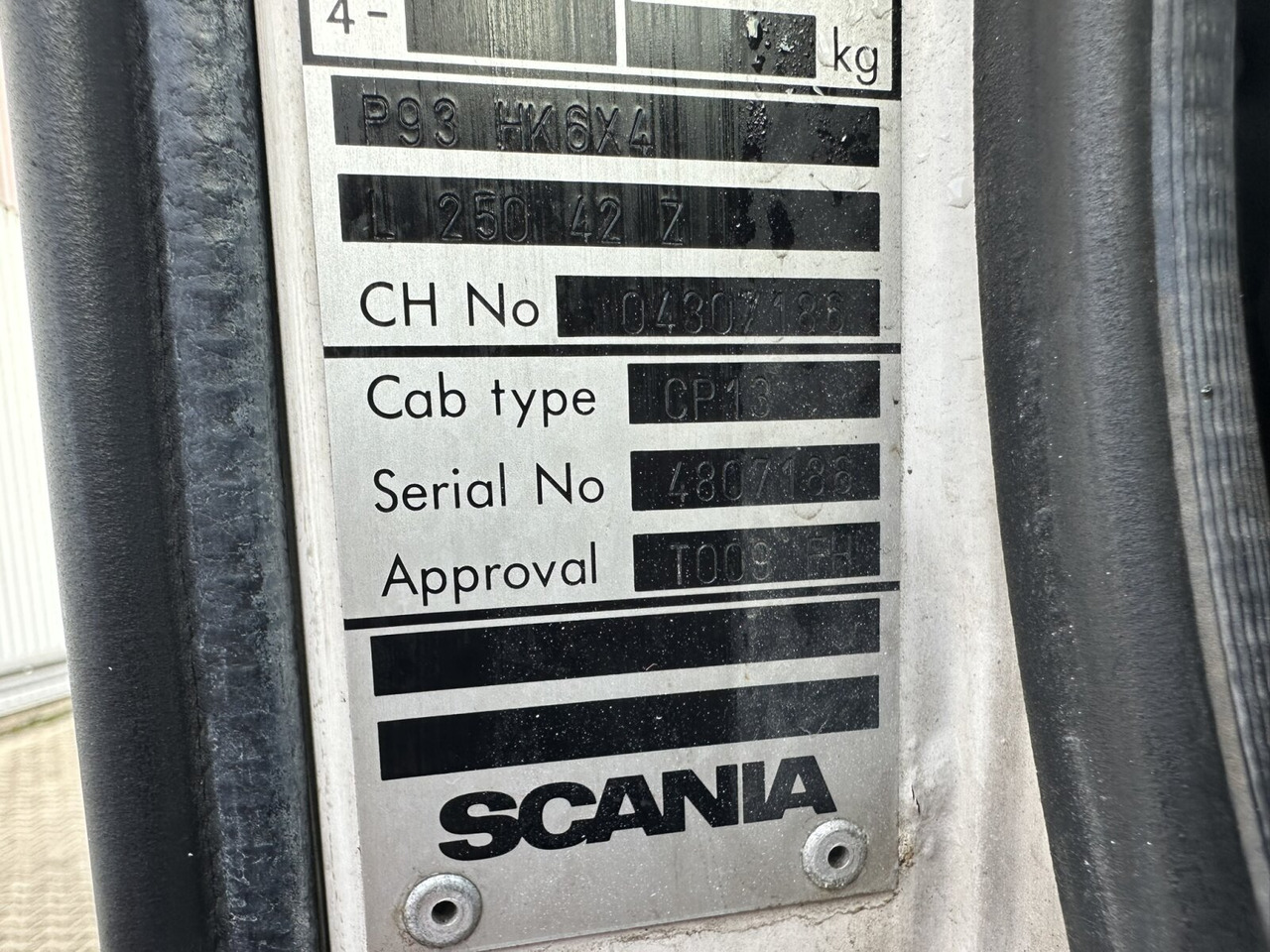 Scania P93 HK 250 6x4L P93 HK 250 6x4L, Abrollkipper - 후크 리프트 트럭 : 사진 2 Scania P93 HK 250 6x4L P93 HK 250 6x4L, Abrollkipper - 후크 리프트 트럭 : 사진 2