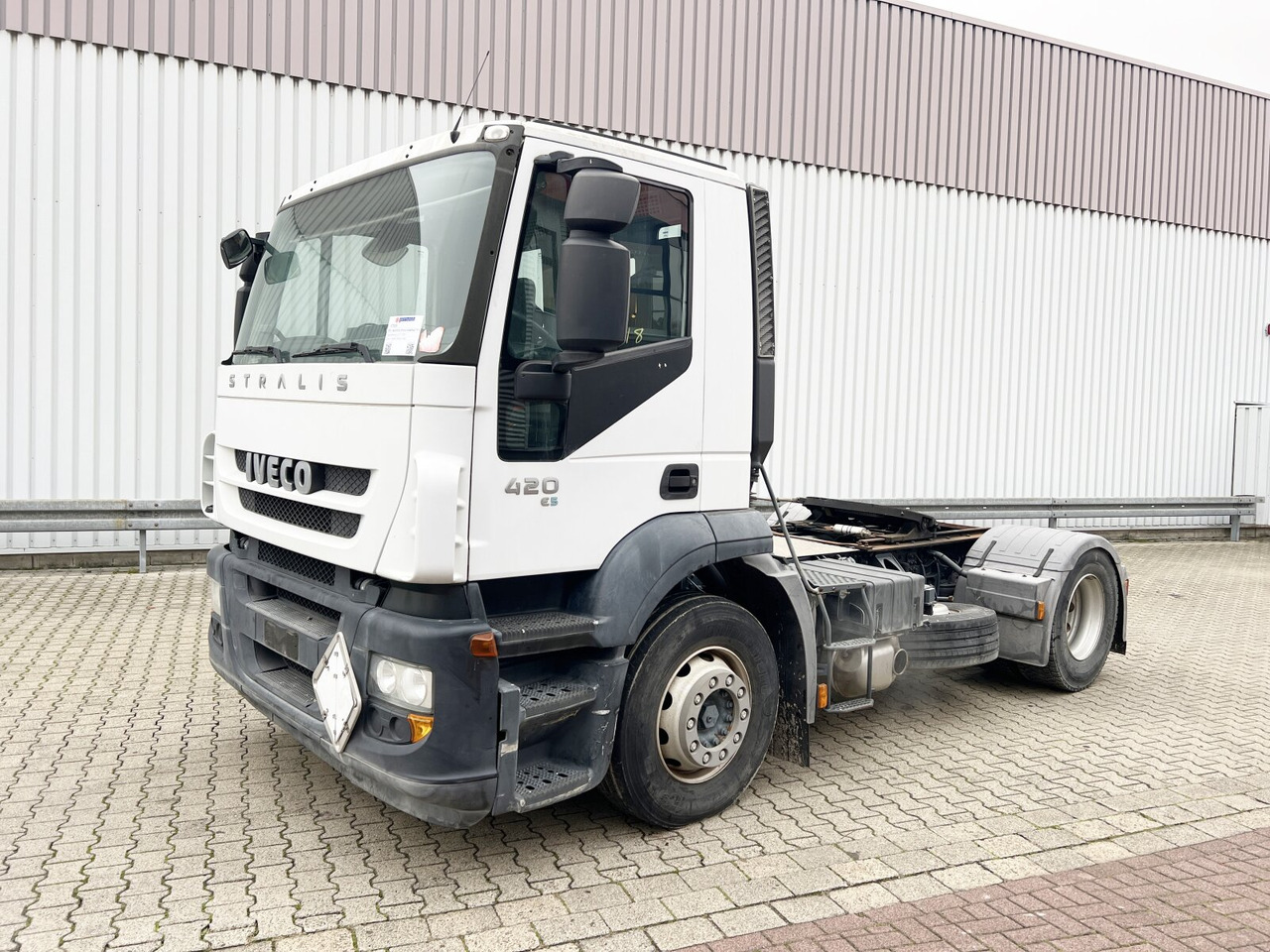 Stralis AD440S42T/P 4x2 Stralis AD440X42T/P 4x2, Ex- - 트랙터 유닛 : 사진 1 Stralis AD440S42T/P 4x2 Stralis AD440X42T/P 4x2, Ex- - 트랙터 유닛 : 사진 1