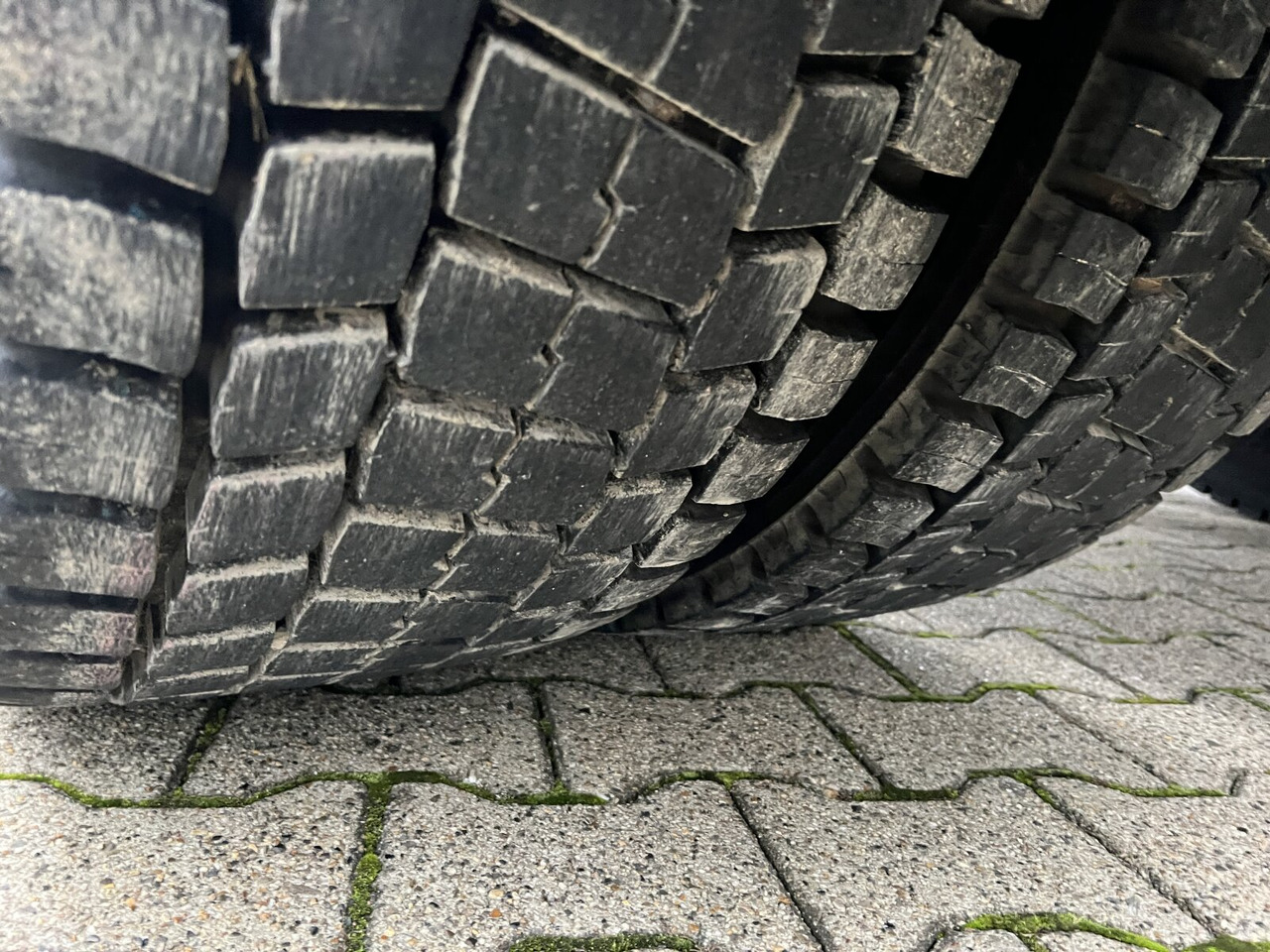 Stralis AD440S42T/P 4x2 Stralis AD440X42T/P 4x2, Ex- - 트랙터 유닛 : 사진 5 Stralis AD440S42T/P 4x2 Stralis AD440X42T/P 4x2, Ex- - 트랙터 유닛 : 사진 5