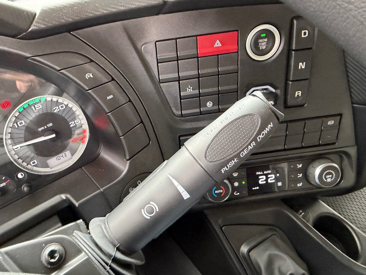 T-Way 360 6x6 T-Way 360 6x6, Nebenantrieb - 캡 새시 트럭 : 사진 4 T-Way 360 6x6 T-Way 360 6x6, Nebenantrieb - 캡 새시 트럭 : 사진 4