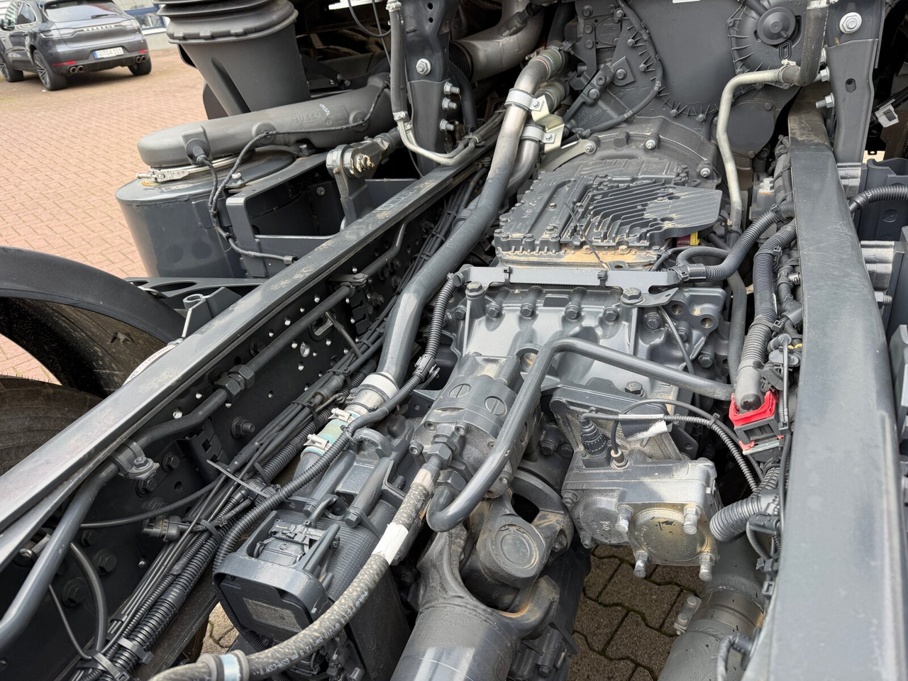 신규 캡 새시 트럭 T-Way AT410T51 8x4 T-Way AT410T51 8x4, Retarder, Nebenantrieb, 4x VORHANDEN! : 사진 15 신규 캡 새시 트럭 T-Way AT410T51 8x4 T-Way AT410T51 8x4, Retarder, Nebenantrieb, 4x VORHANDEN! : 사진 15