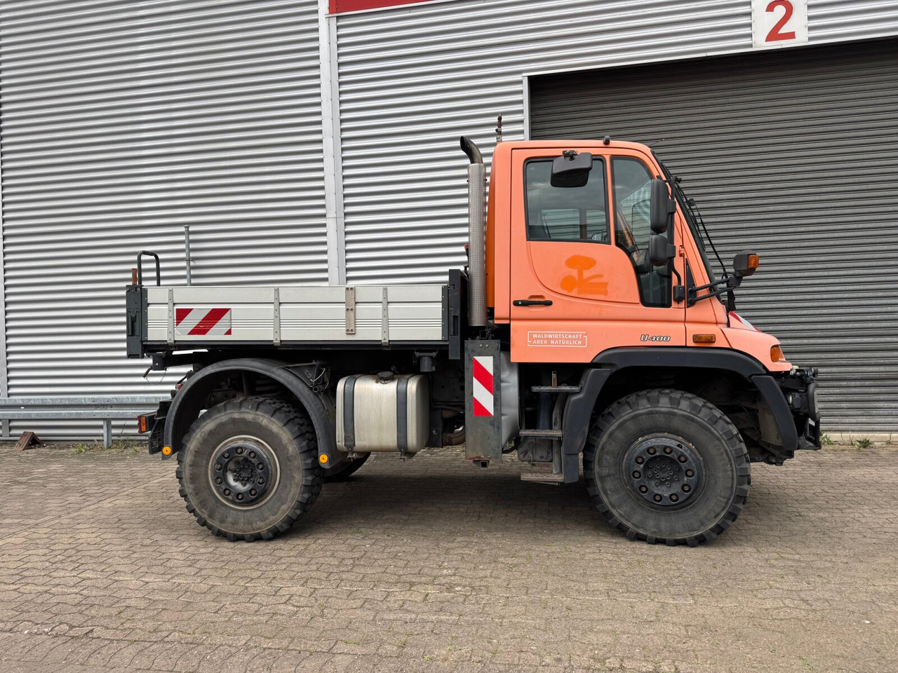 Unimog U 400 405/12 4x4 U 400 405/12 4x4, Kipper, Kommunalhydraulik, VarioPilot, Zapfwelle - 밴 : 사진 2 Unimog U 400 405/12 4x4 U 400 405/12 4x4, Kipper, Kommunalhydraulik, VarioPilot, Zapfwelle - 밴 : 사진 2