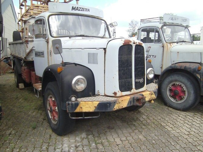 V5 4x2 Saurer V5 4x2 - 덤프트럭 : 사진 1 V5 4x2 Saurer V5 4x2 - 덤프트럭 : 사진 1